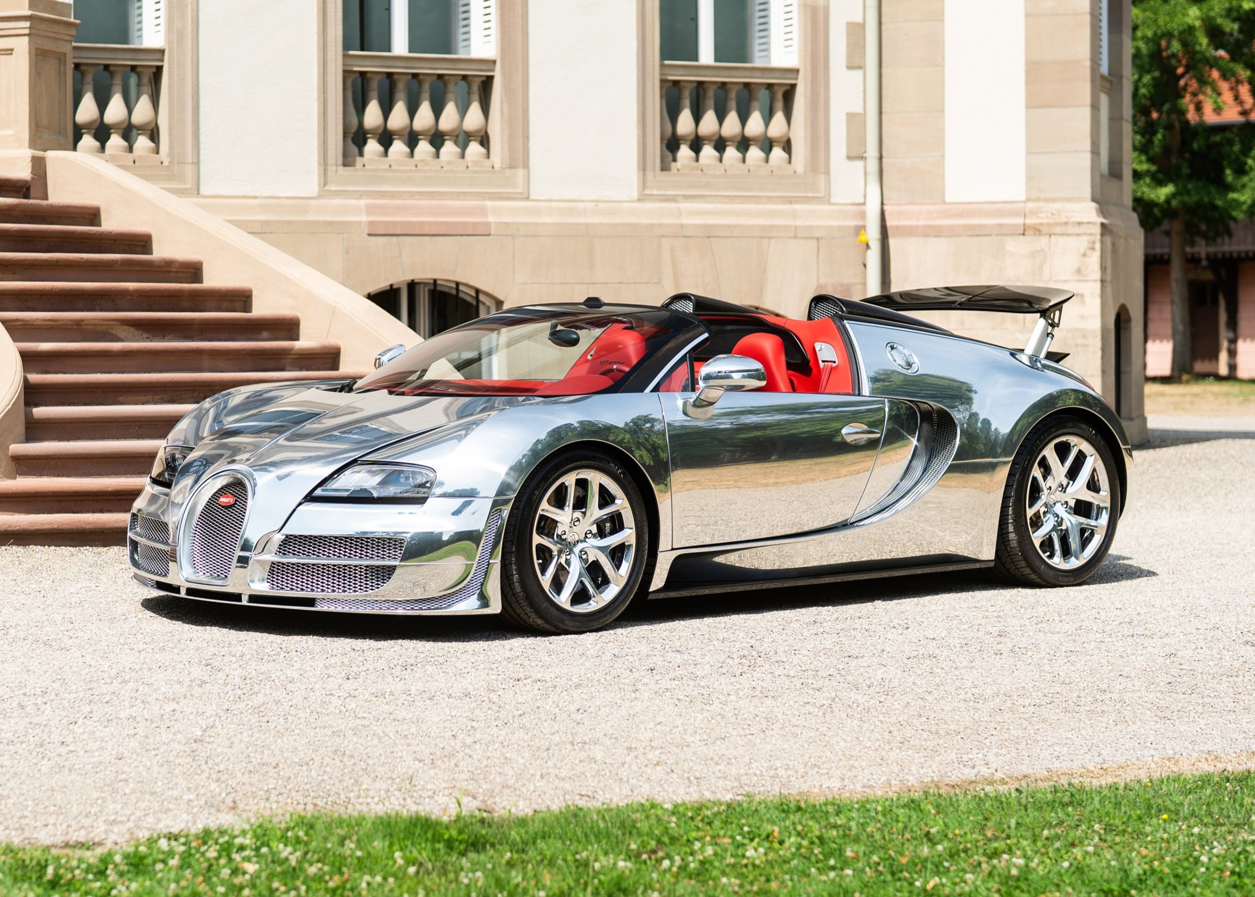 1 de 6 Bugatti restaurou o Veyron Grand Sport Vitesse com carroceria de alumínio polido.