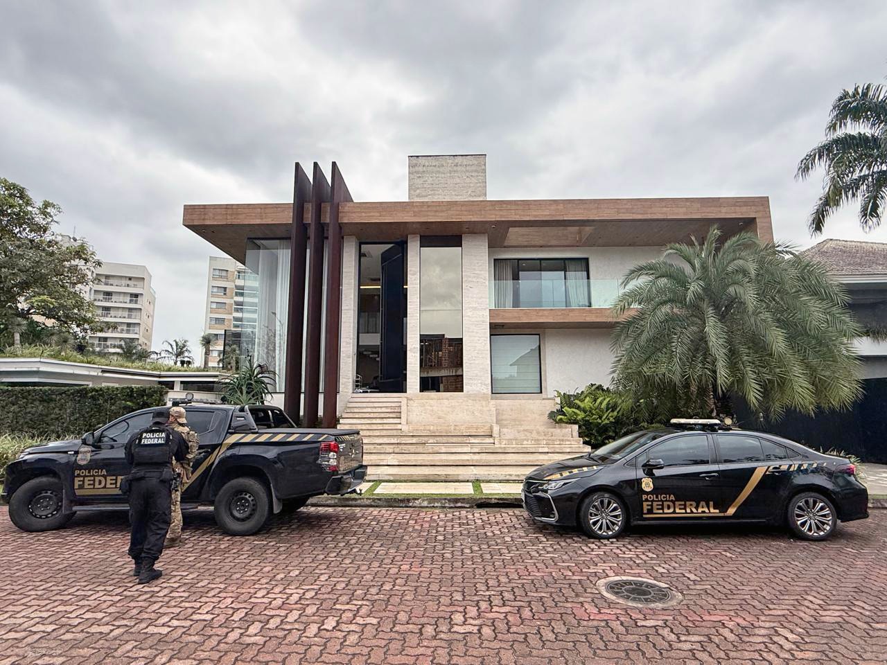 1 de 1 PF cumpre mandado na Operação Backbone