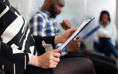 1 de 1 O curso é voltado para pessoas desempregadas e que estão em busca de crescimento profissional.