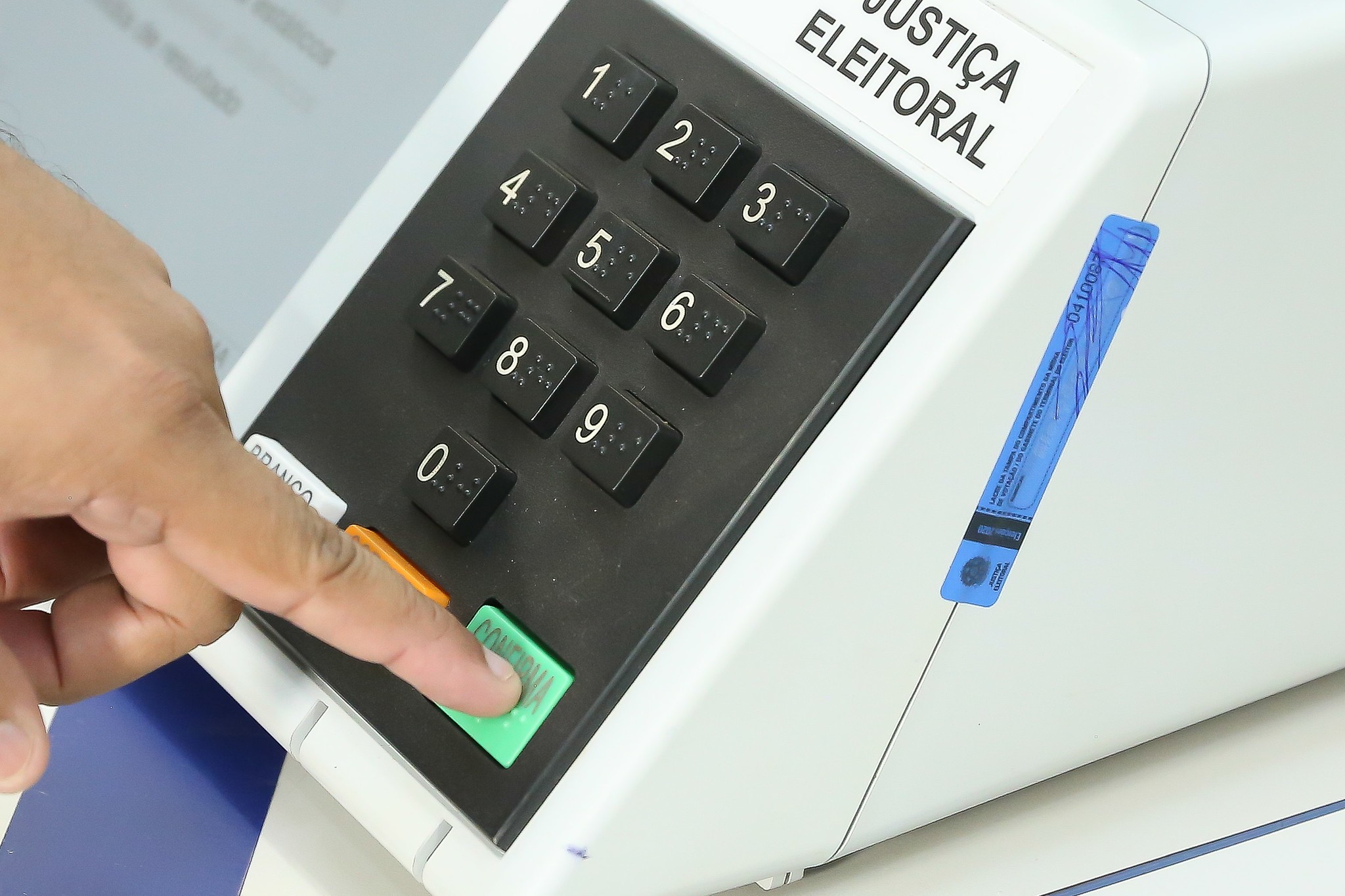 1 de 1 Urna eletrônica eleitoral
