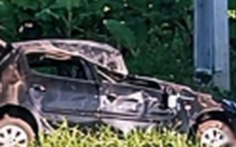 1 de 1 Carro sai da pista e deixa um morto na BR-235, em Itabaiana.