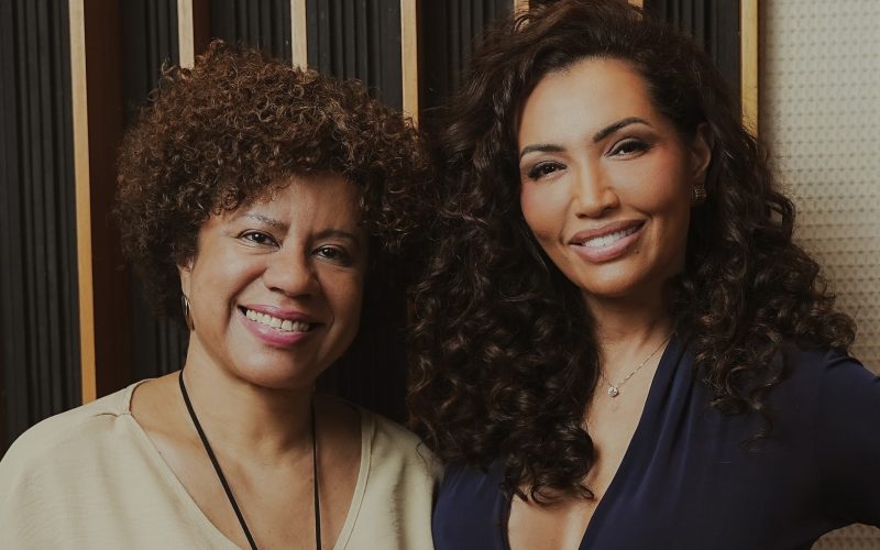 1 de 1 Ana Costa (à esquerda) assina a produção musical do próximo álbum de Karinah, 'As damas do samba', programado para 19 de novembro