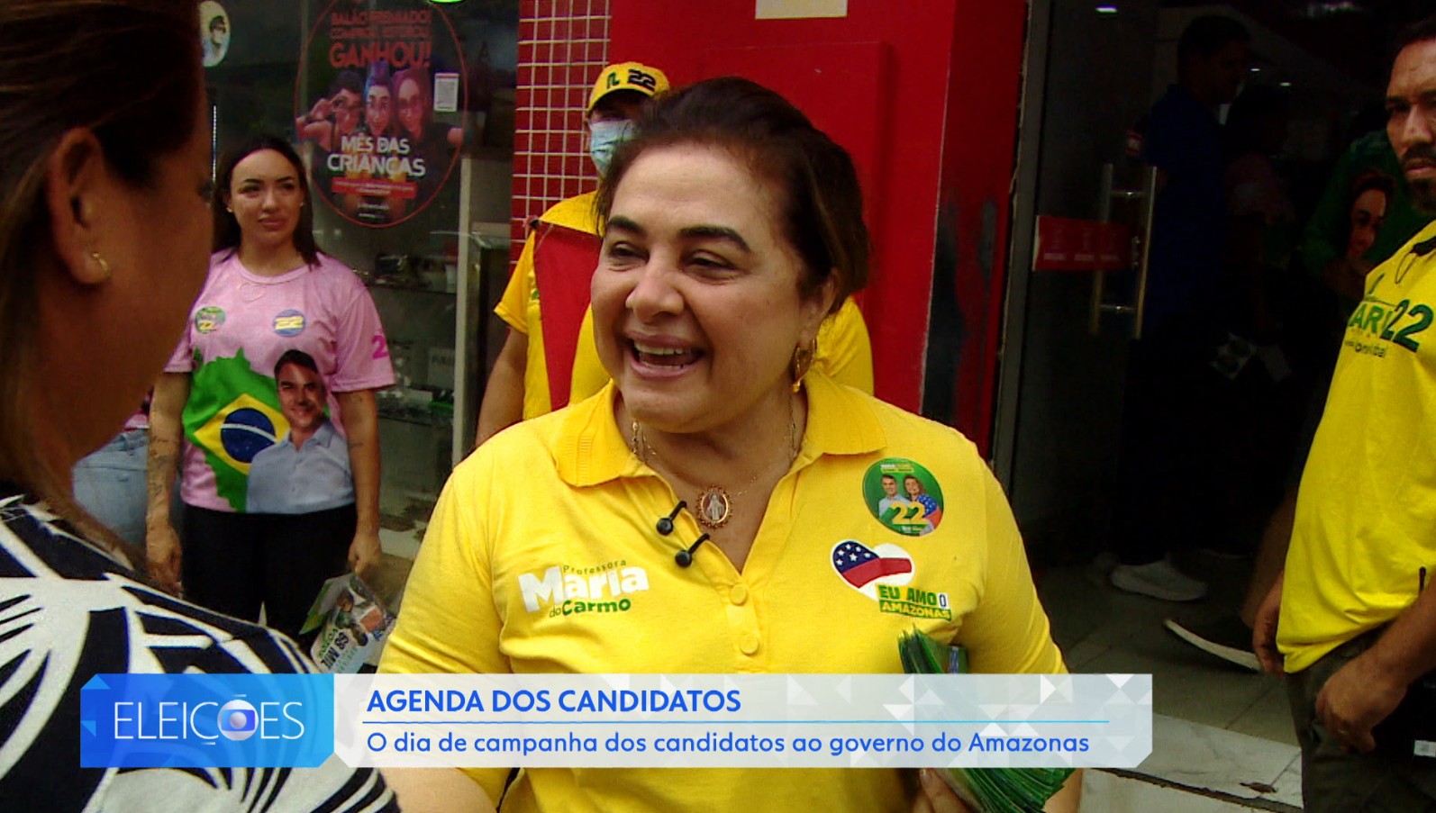 1 de 1 Maria do Carmo faz caminhada no Centro de Manaus e apresenta propostas para infraestrutura.