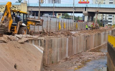 1 de 3 Obras de combate a enchentes em Franca (SP).