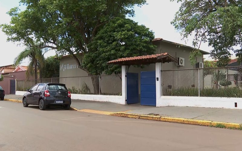 1 de 1 Escola Estadual Mauricío Montecchi, em Pitangueiras, SP