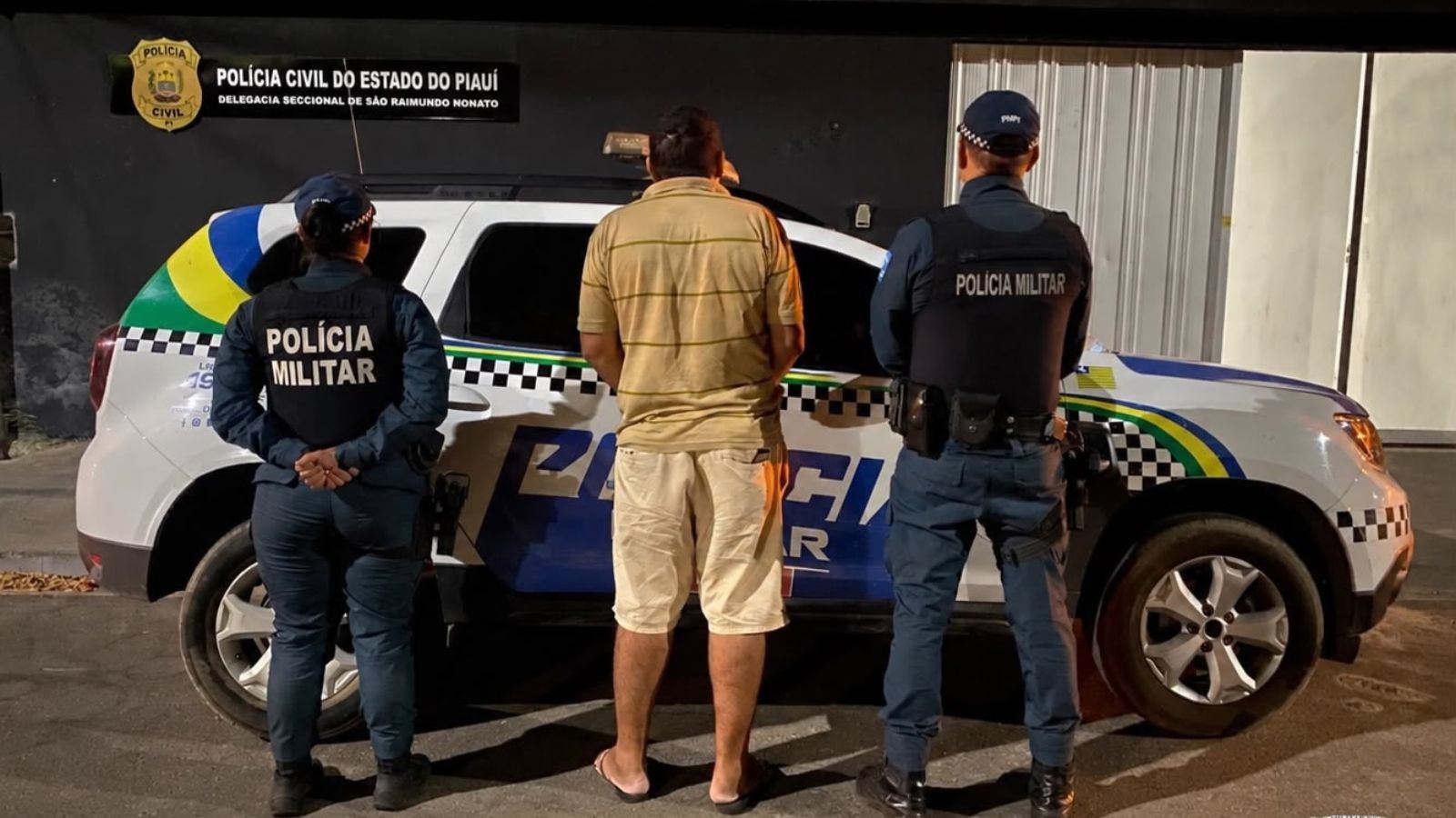 1 de 1 Homem é preso suspeito de abusar de crianças de 5 e 6 anos e exibir vídeos sexuais no PI
