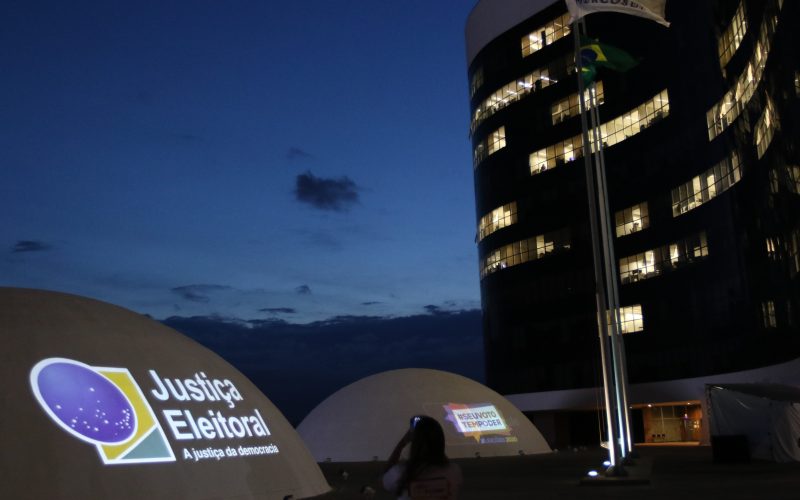 1 de 2 Fachada do prédio do Tribunal Superior Eleitoral (TSE) em Brasília.