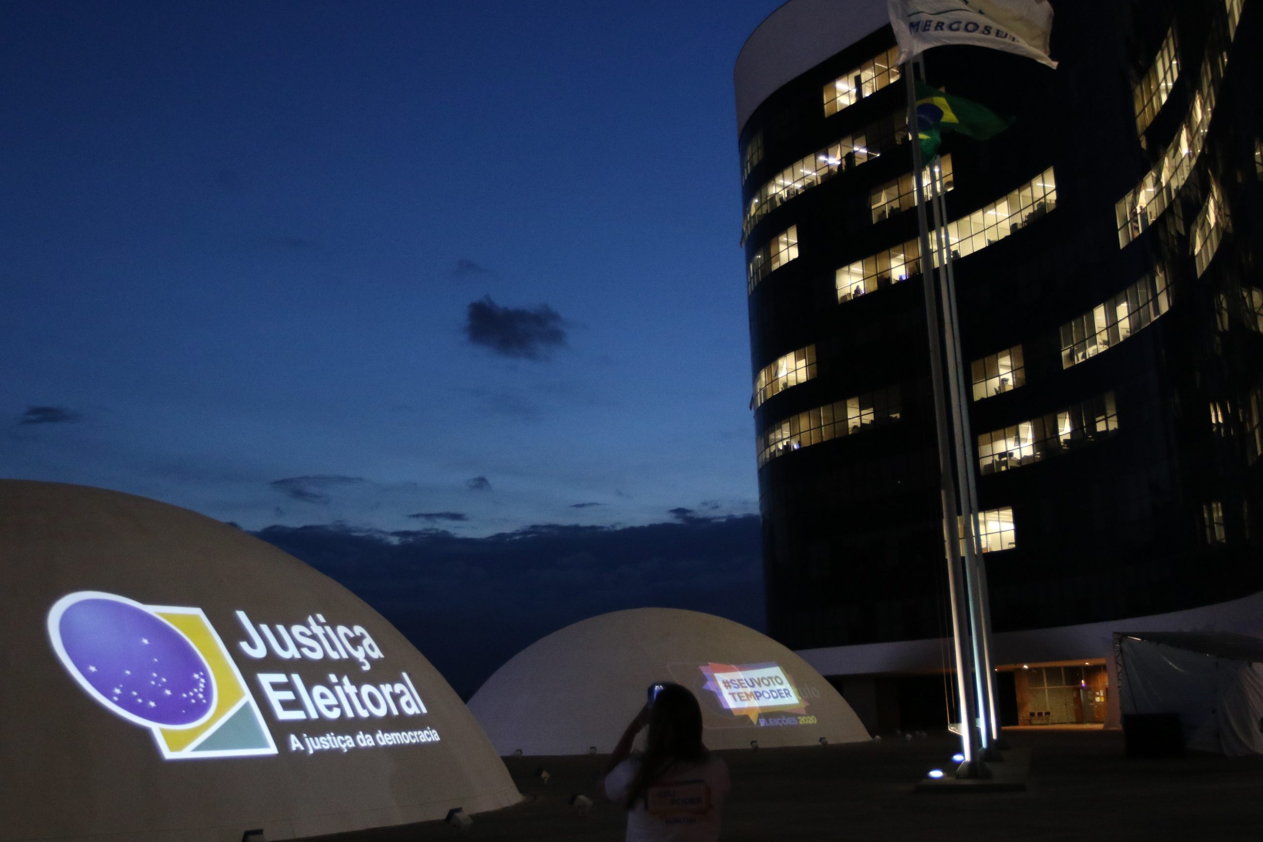 1 de 2 Fachada do prédio do Tribunal Superior Eleitoral (TSE) em Brasília.