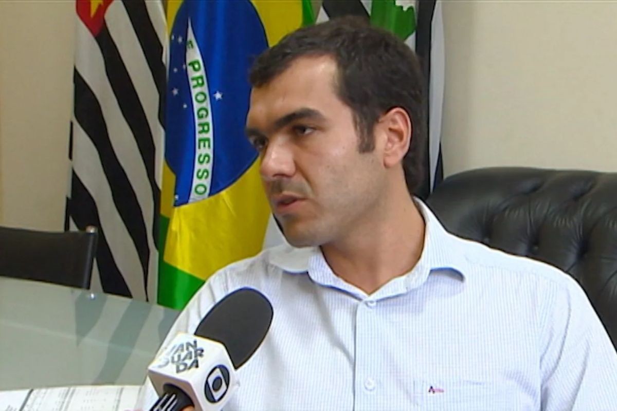 1 de 1 Ex-prefeito de Cachoeira Paulista, Fabiano Chalita Vieira.