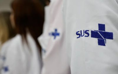 1 de 1 O Sistema Único de Saúde (SUS) foi criado pela Constituição Federal de 1988