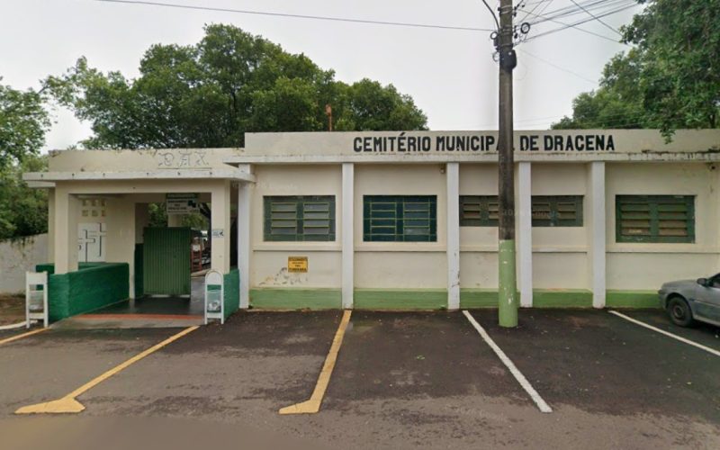 1 de 1 Reformas em túmulos podem ser feitas até 25 de outubro em cemitério de Dracena (SP)