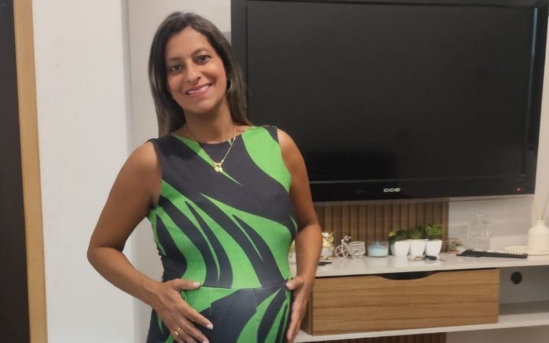 1 de 1 Empresária que sofreu com síndrome rara durante gravidez morre após parto de gêmeos, diz família