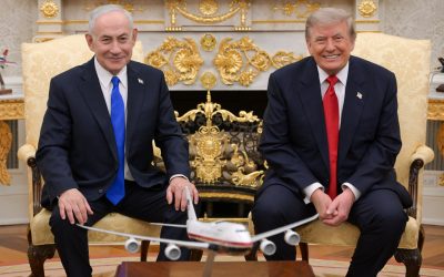 1 de 1 O premiê de Israel, Benjamin Netanyahu, ao lado do presidente dos Estados Unidos, Donald.