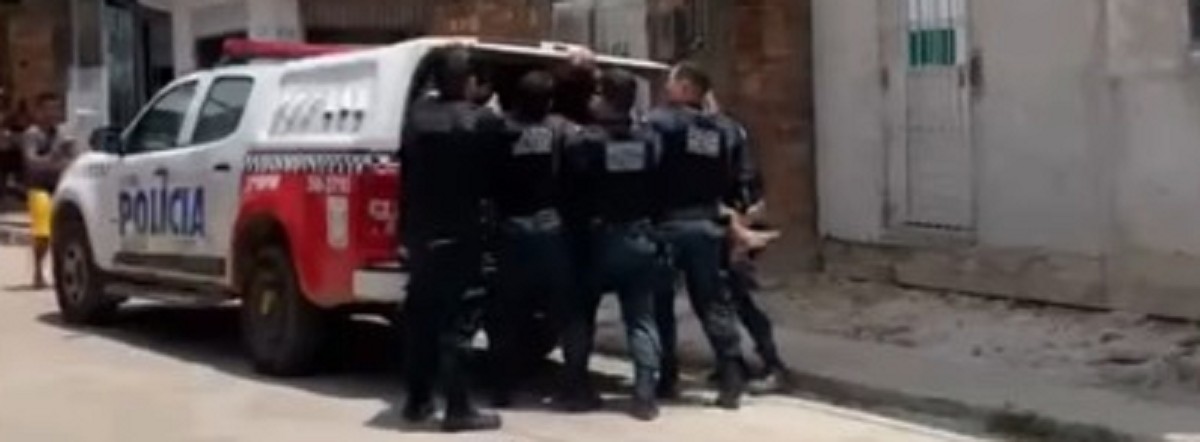 1 de 1 Corregedoria da PM deve apurar conduta de policiais após morte em Belém.
