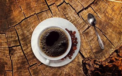 1 de 1 Produtor Luiz Paulo ao lado de Nara Byun, representante da empresa compradora Snow Beans Coffe