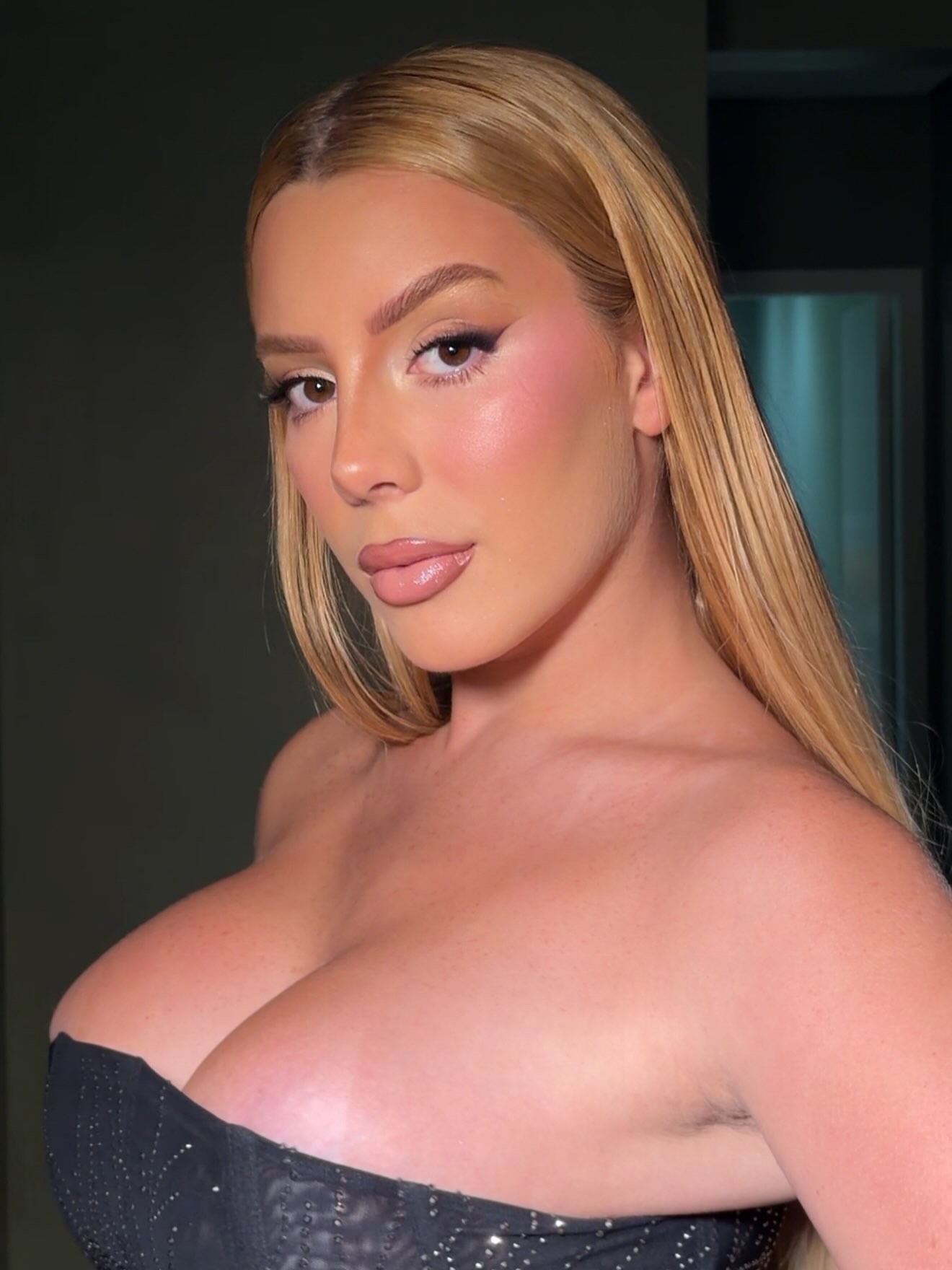 1 de 1 A influenciadora Malévola Alves