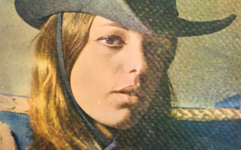 1 de 2 Regininha (1945 – 2026), cantora falecida aos 81 anos, teve música gravada por Roberto Carlos em 1981