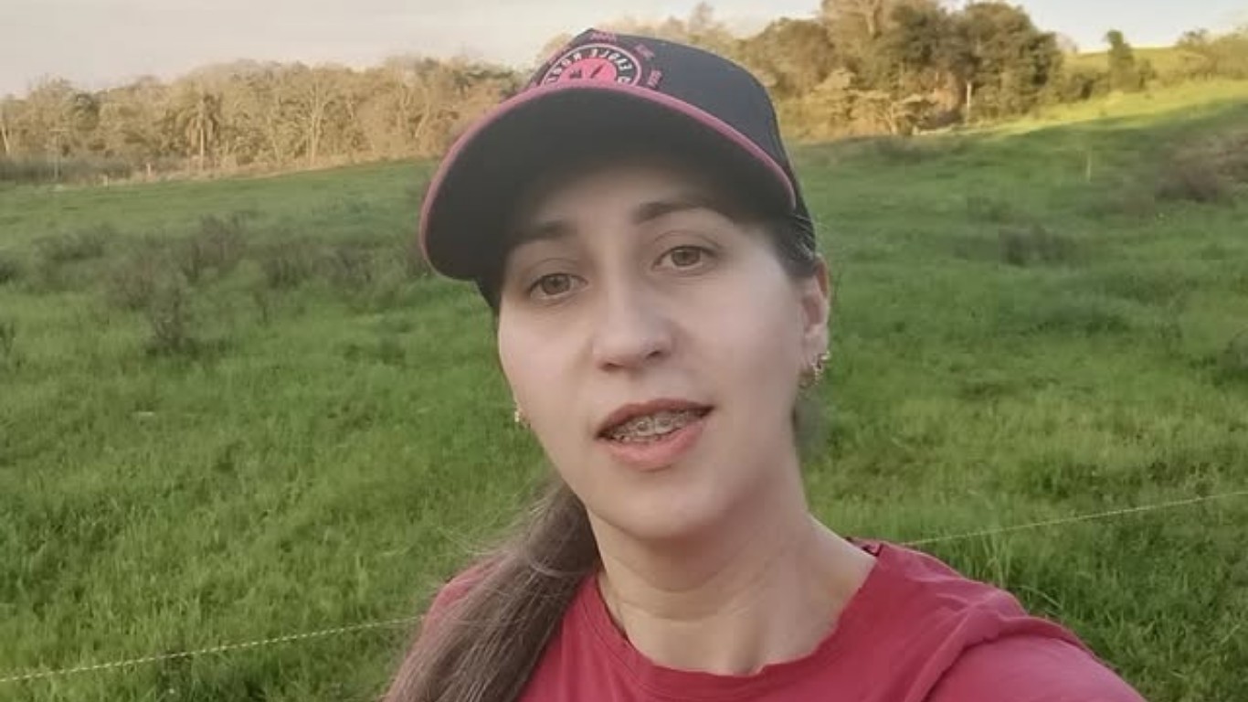 1 de 1 Vítima foi identificada como Daiana Gisele Muller