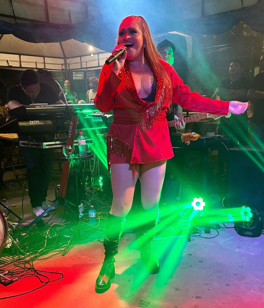 1 de 1 Hellen Patrícia da Banda Xeiro Verde
