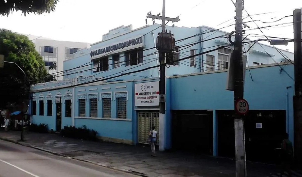 1 de 1 o Hospital Infantil Pio XII, anunciou a suspensão temporária de novas internações pelo SUS devido a crise financeira pelo atraso de repasses municipais.