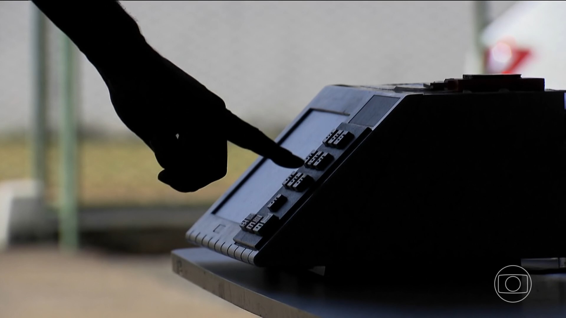 1 de 1 De que horas até que horas pode votar nas eleições 2026?