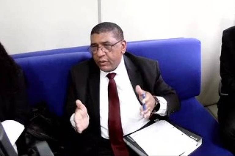 Ex-chefe de Supervisão Bancária do Banco Central, Belline Santana, durante depoimento à Polícia Federal - 25.ago.26/Reprodução Polícia Federal