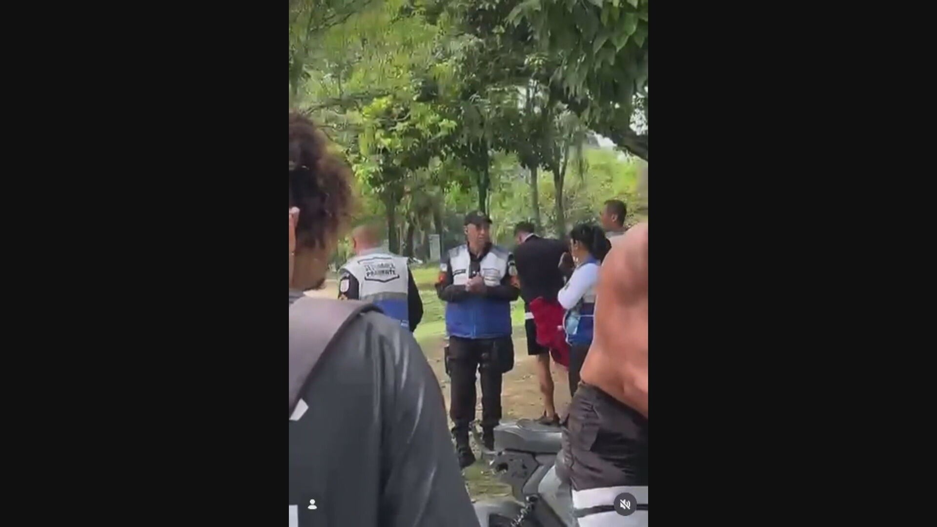 1 de 1 Idoso de 72 anos morre após ser atropelado por bicicleta elétrica em passagem subterrânea do Aterro do Flamengo