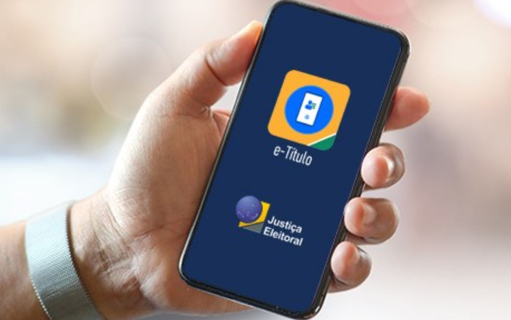 1 de 1 Aplicativo e-Título pode ser baixado pelos eleitores para acessar diversos serviços e encontrar o local de votação
