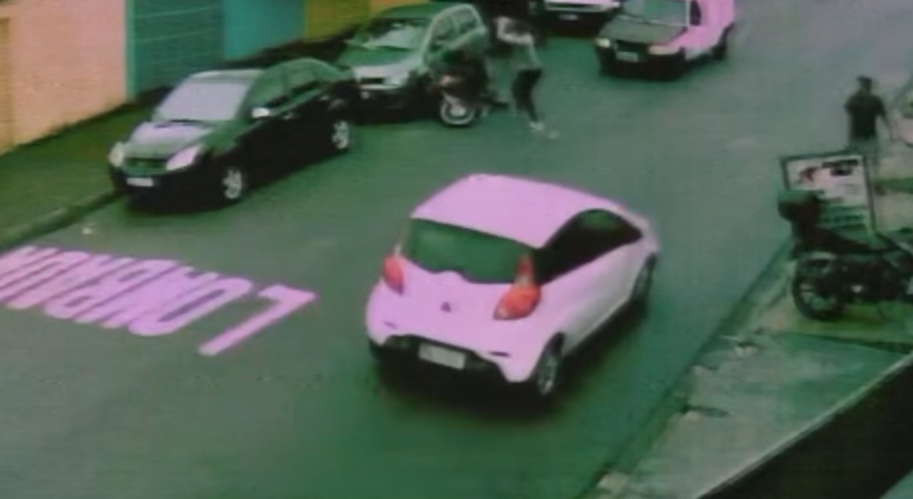 1 de 1 Motoboy foi agredido a pauladas e precisou ser hospitalizado após ir cobrar o salário do patrão em uma lanchonete de Sorocaba (SP)