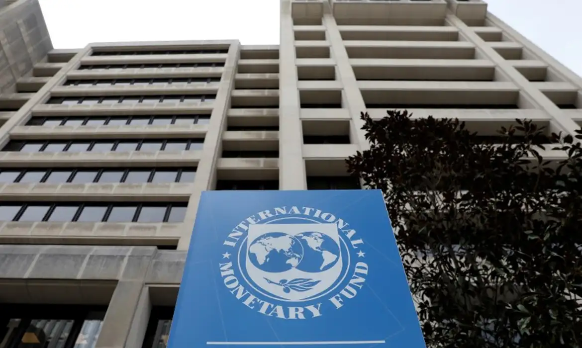 FMI e Argentina fecham acordo para liberar US$ 900 milhões