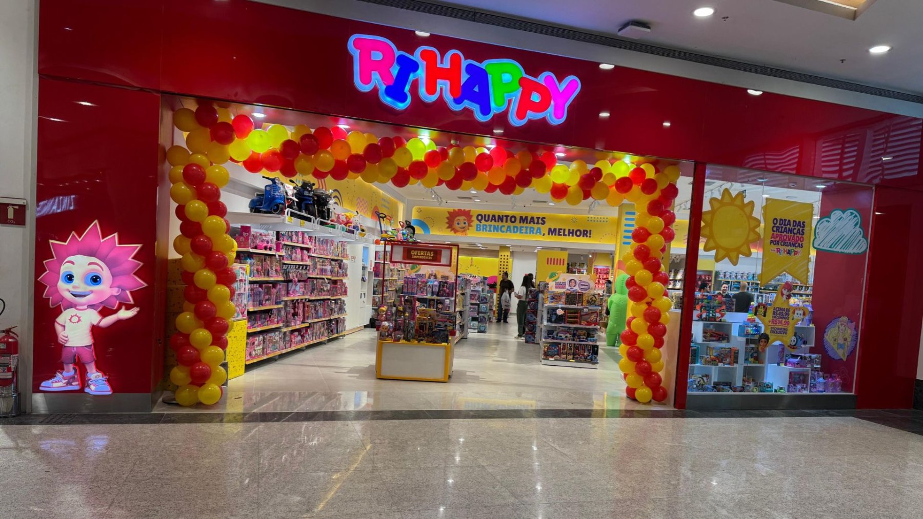 Fachada de loja da Ri Happy em shopping