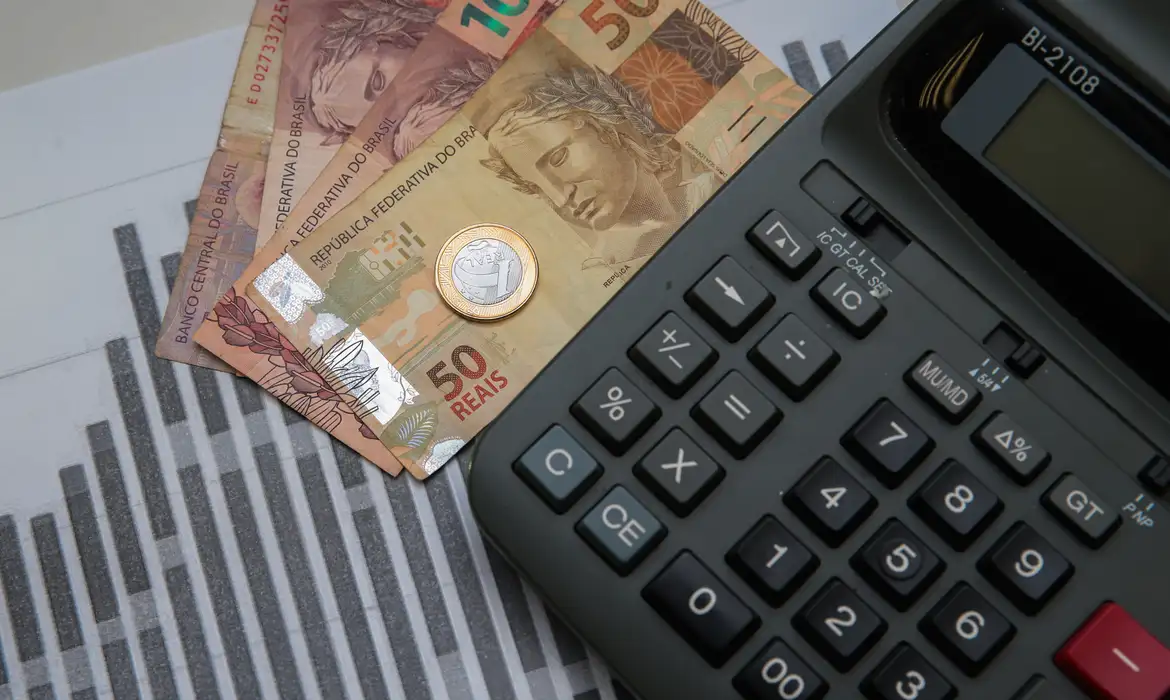 EUA investem US$ 565 mi em terras raras do Brasil