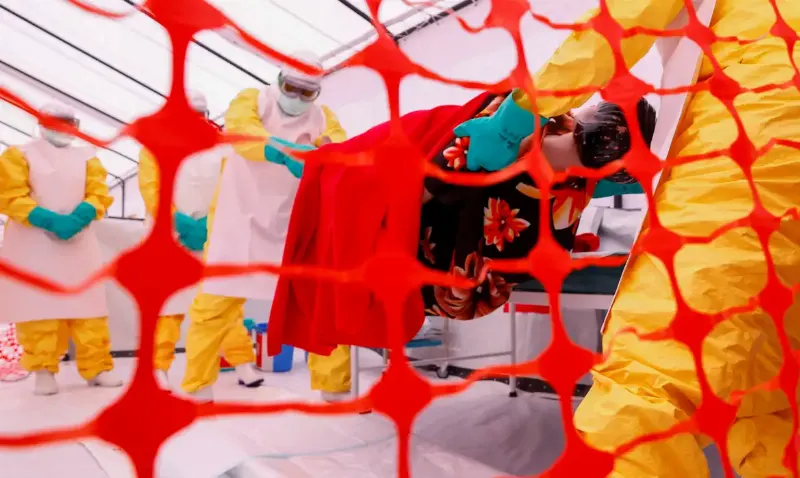 Quênia confirma primeiro caso de ebola; homem morreu após tratamento
