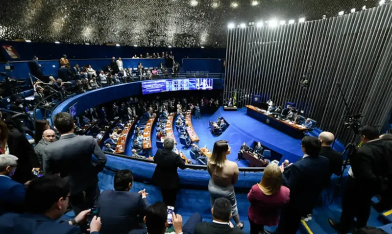 Acompanhe ao vivo: Senado vota PEC pelo fim da escala 6x1