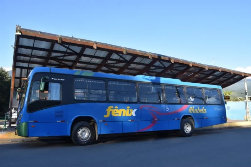 Ônibus em Ilhabela (SP)