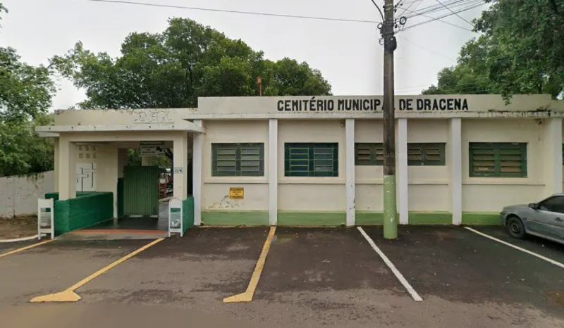 1 de 1 Reformas em túmulos podem ser feitas até 25 de outubro em cemitério de Dracena (SP)
