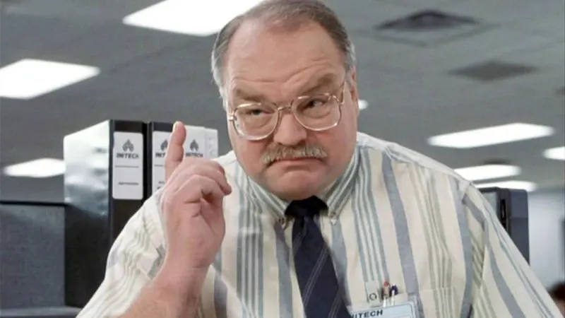 1 de 1 Richard Riehle em cena de 'Como enlouquecer seu chefe'