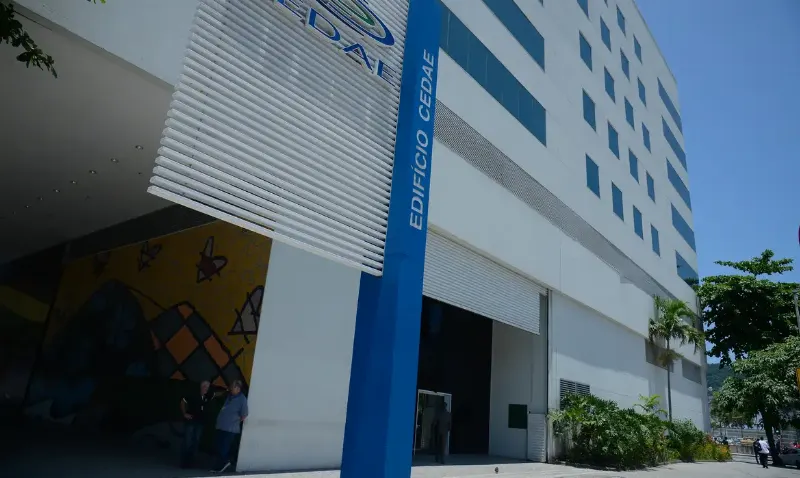 Governo do RJ identifica desvios de R$ 400 milhões na Cedae Saúde