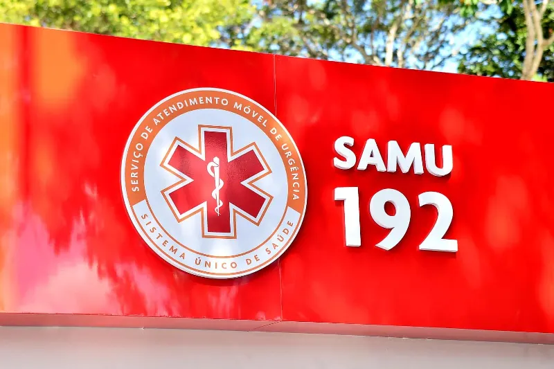 1 de 1 Serviço de Atendimento Móvel de Urgência (SAMU)