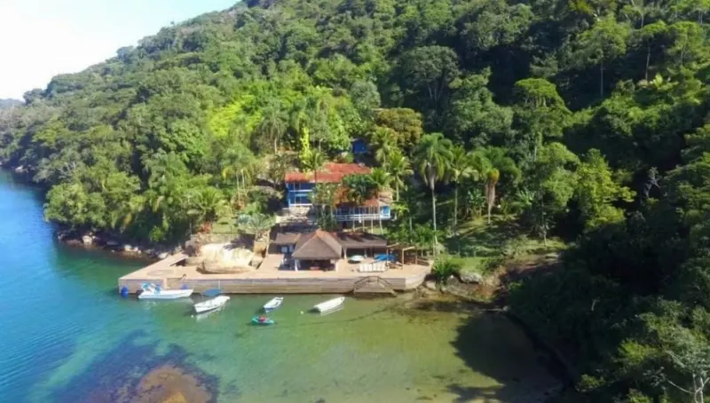 Ilha Comprida, em Angra dos Reis (RJ)