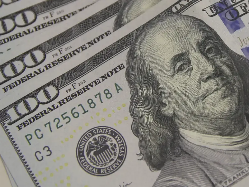 Dólar Americano