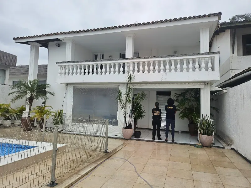 1 de 1 Sete mandados de busca e apreensão foram cumpridos na Bahia